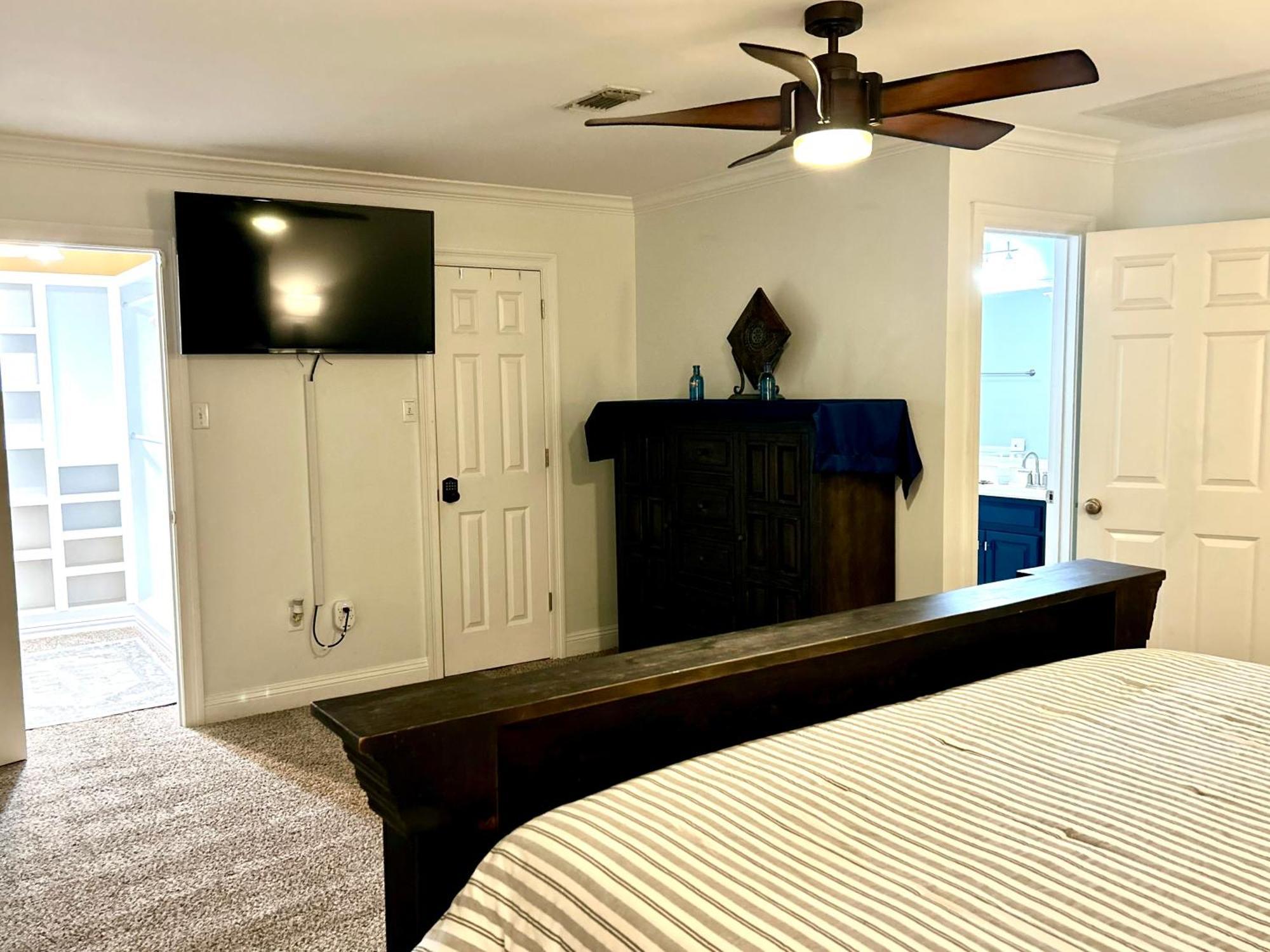 4/3 Home Centrally Located, Beach, Casino, Airport, Dining, Golfing, Shopping, Entertainment 걸프포트 외부 사진